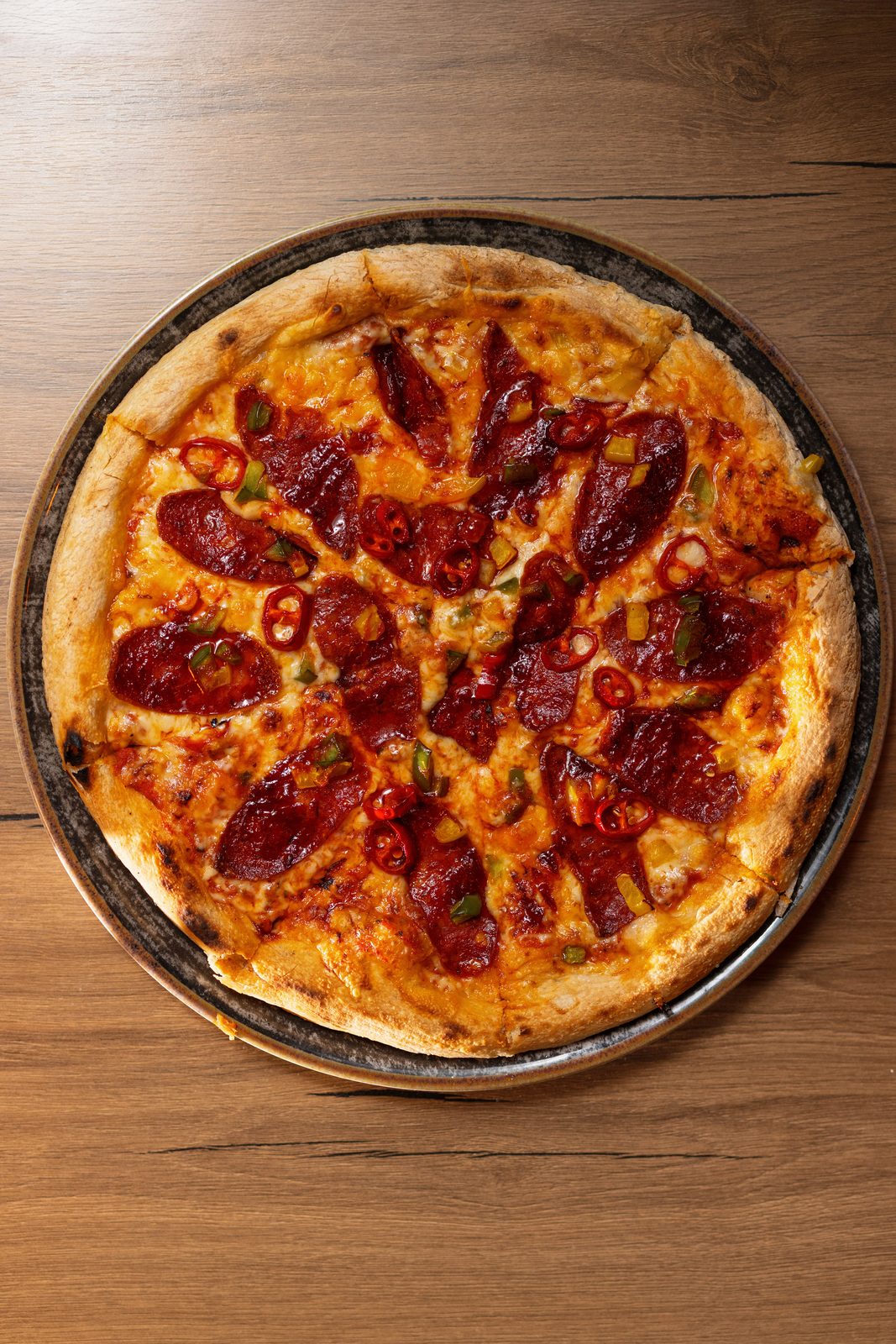 Ofenfrische Pizza im Uno Momento Wien